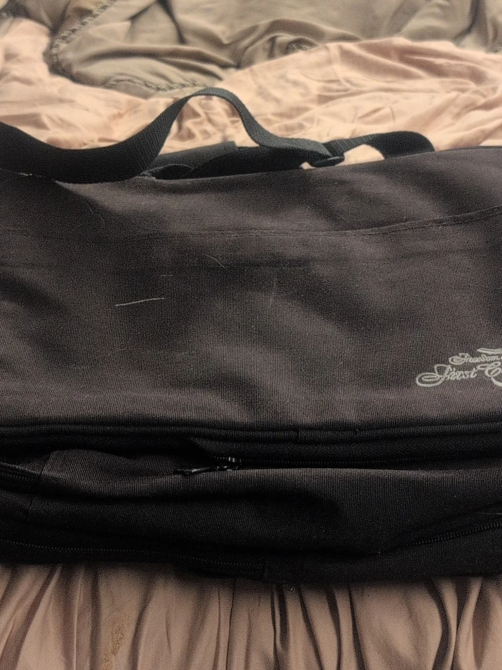 Freedom Bag First Class Black Travel Organizer Bag Zipper Closure 14